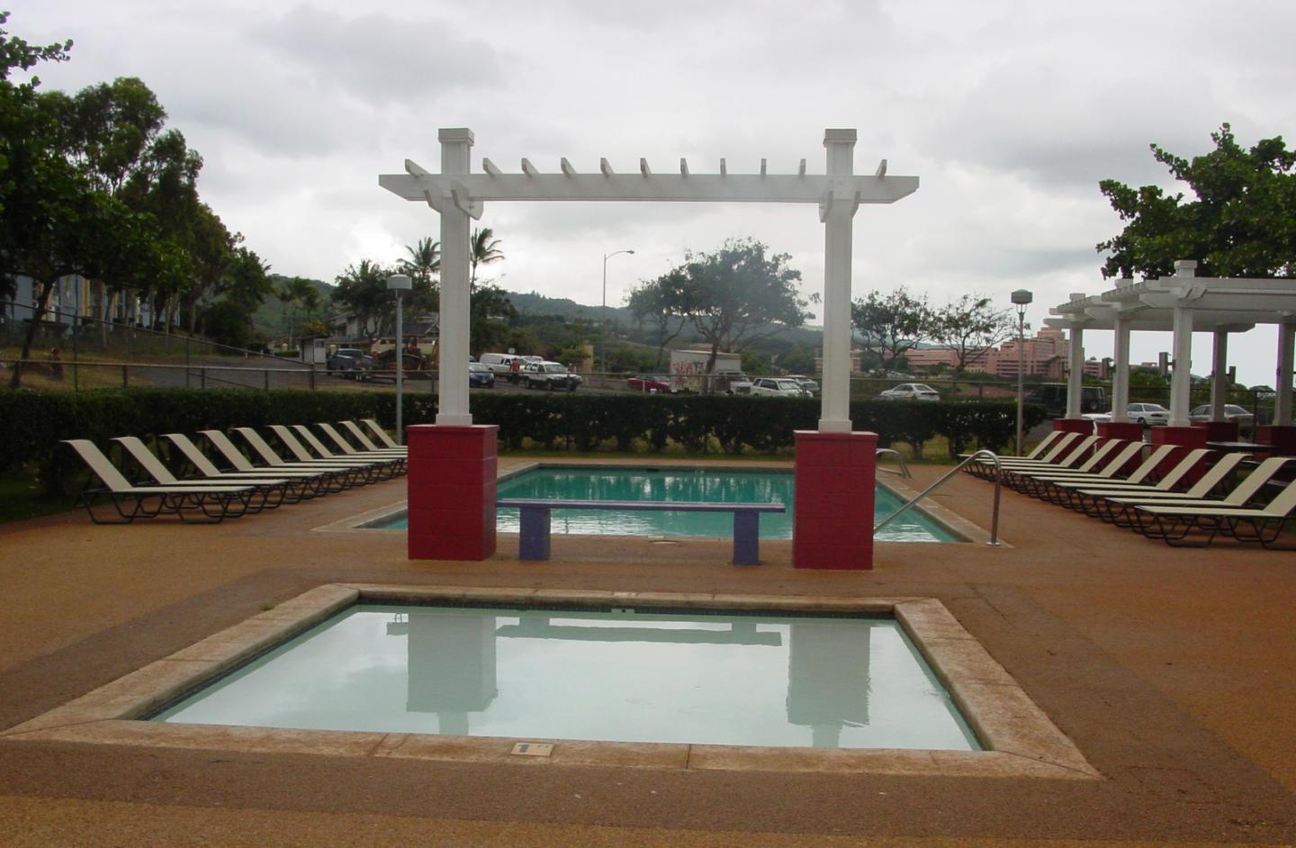 Moanalua Hillside before renovation